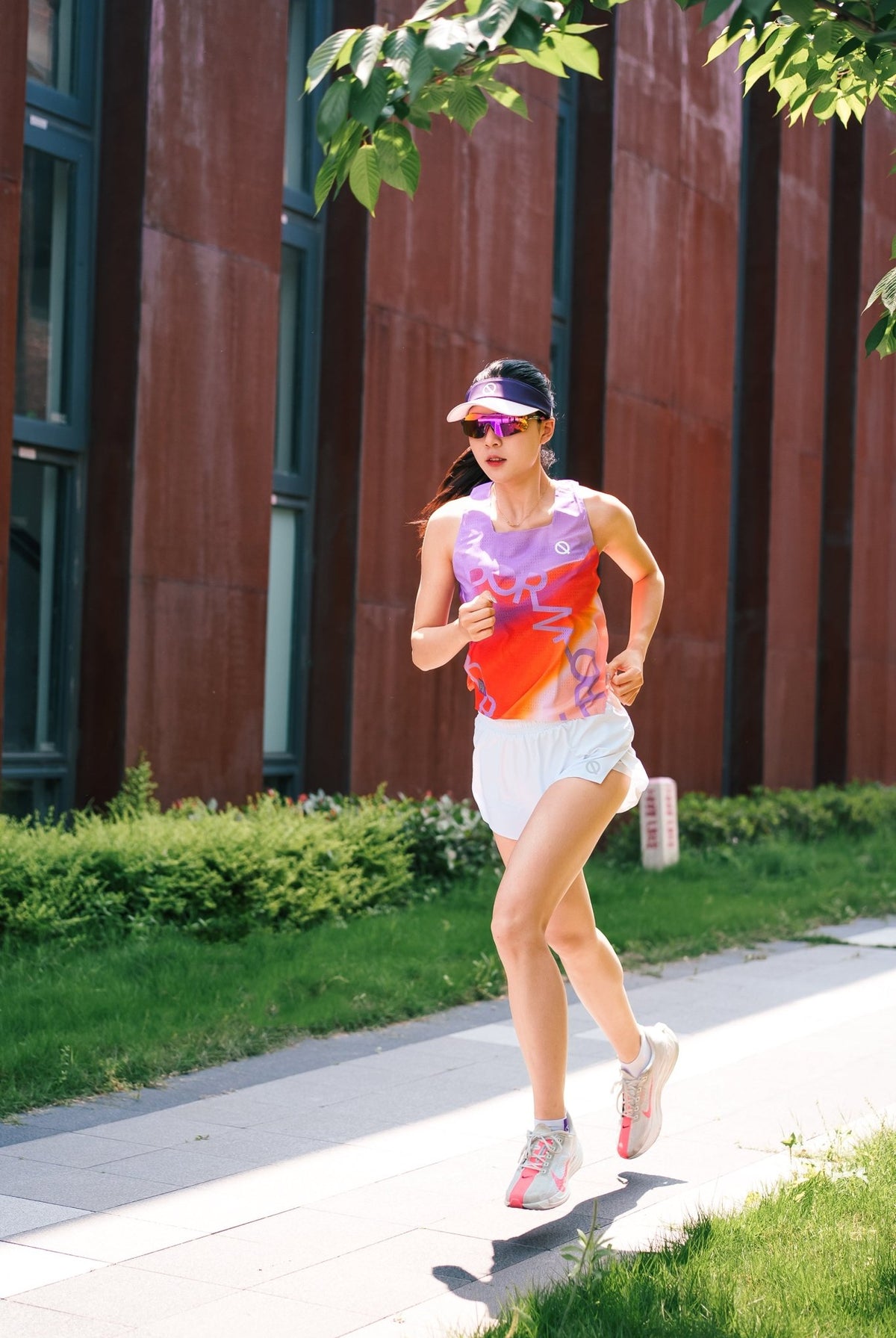 MasterWick Women's Race Singlet Golden Hour Edition - QK Running