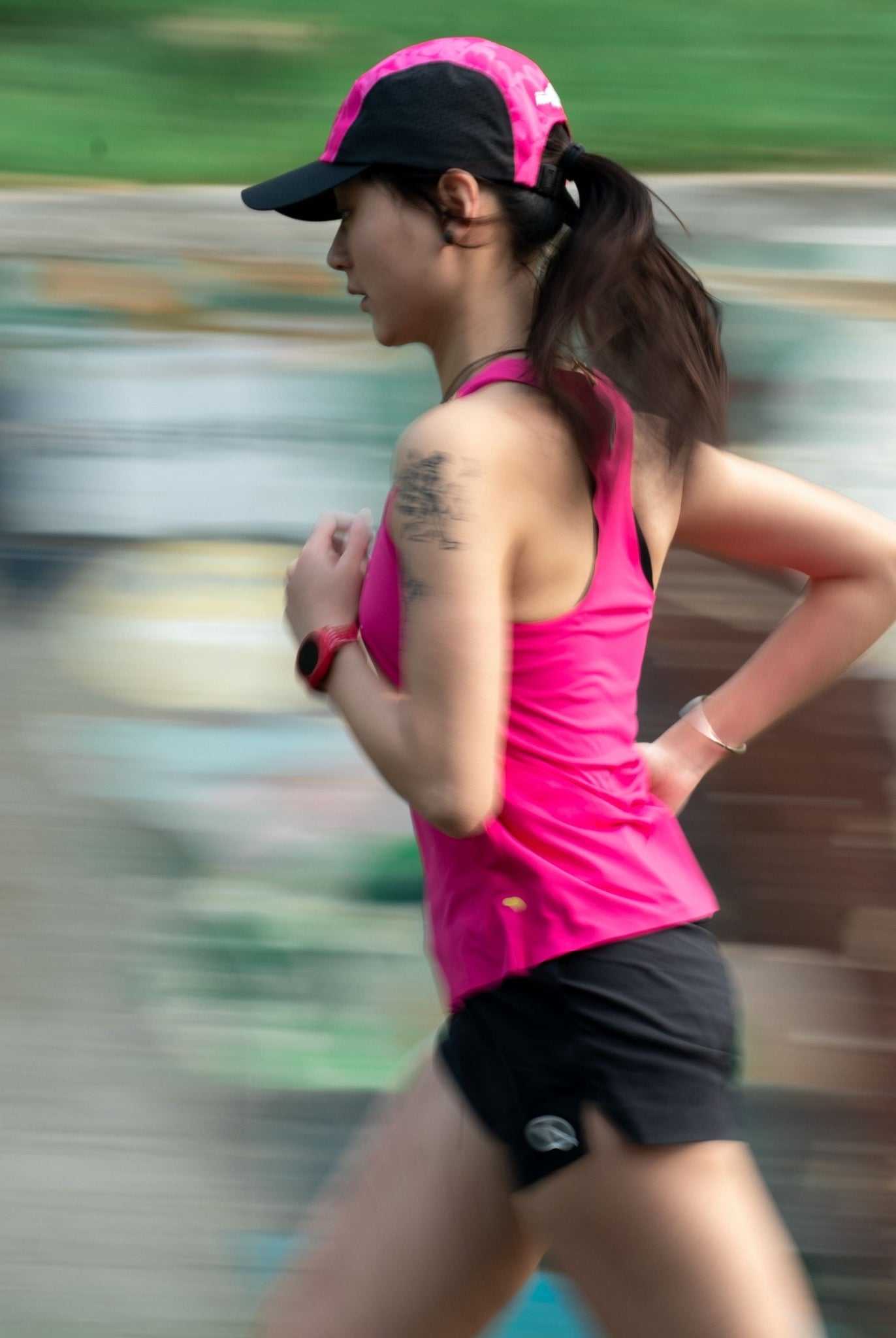 Phantom Women's Split Shorts 3" - QK Running