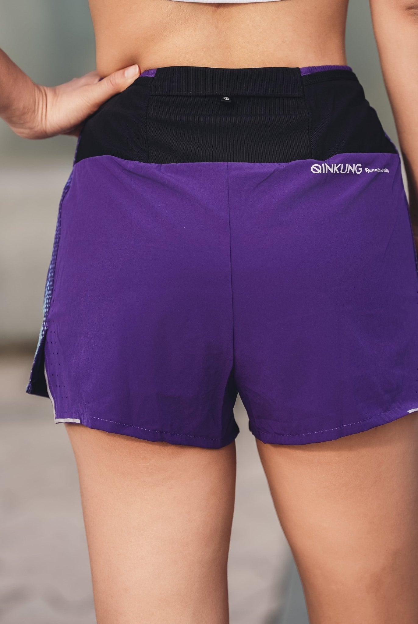 Phantom Women's Split Shorts 4" - QK Running