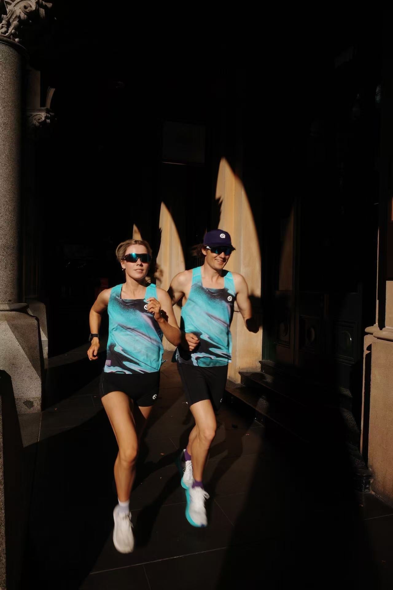 MasterWick Women's Race Singlet Sydney 2026 Limited Edition - Sydney Mirage - QK Running