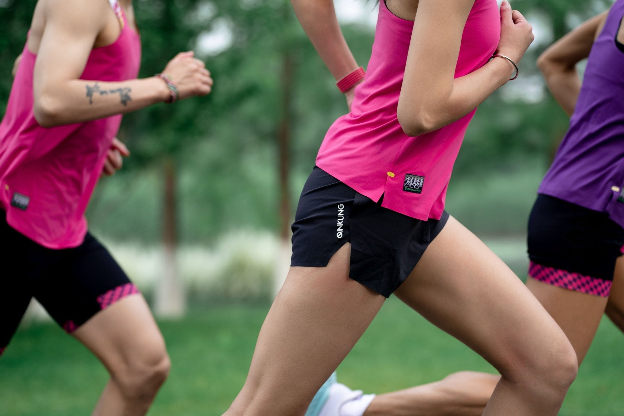 Phantom Women's Split Shorts 3" - QK Running