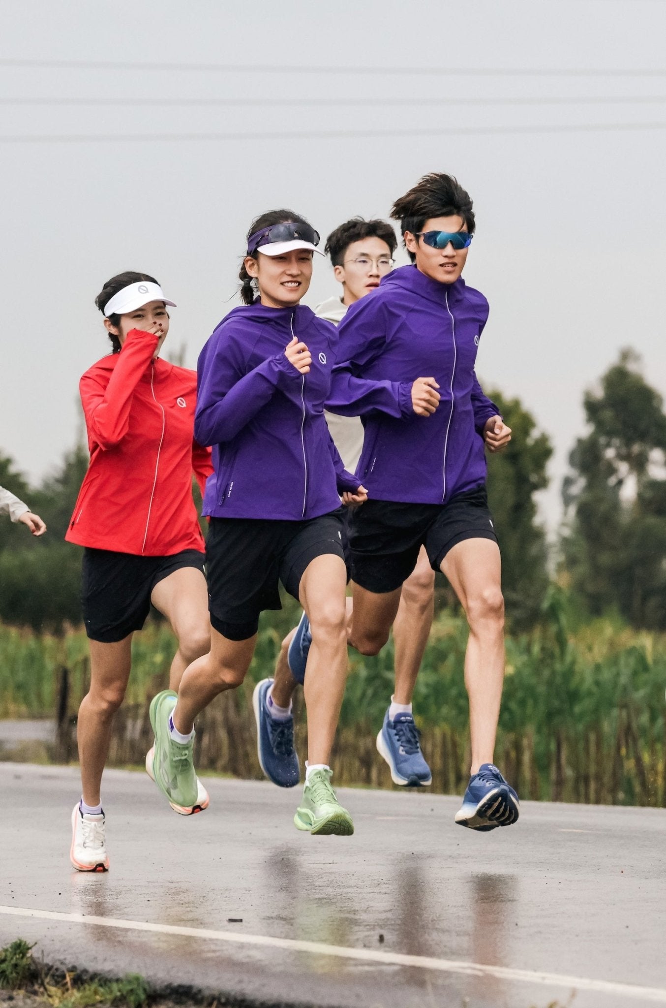 Windstep Women's Hooded Running Jacket - QK Running